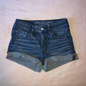 American Eagle Hi-Rise Shortie shorts